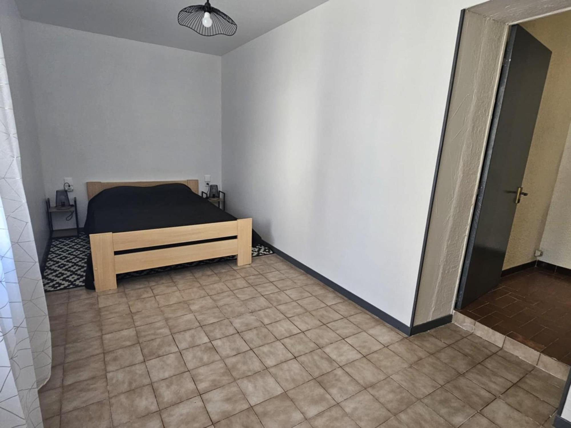 Location Saisonniere Apartment Coursan Exterior photo